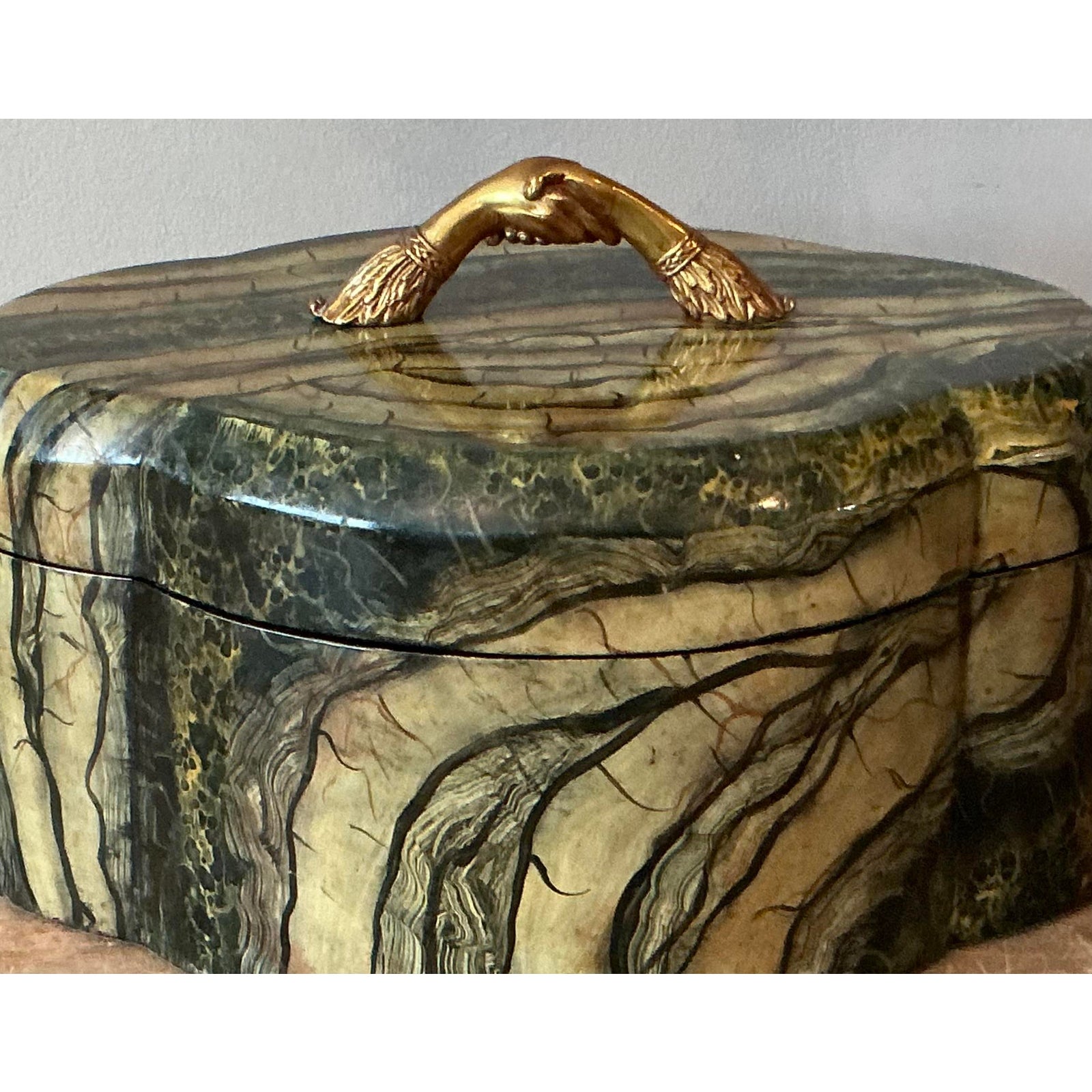 Vintage Boho Maitland Smith Hand Painted Handshake Box - Top view