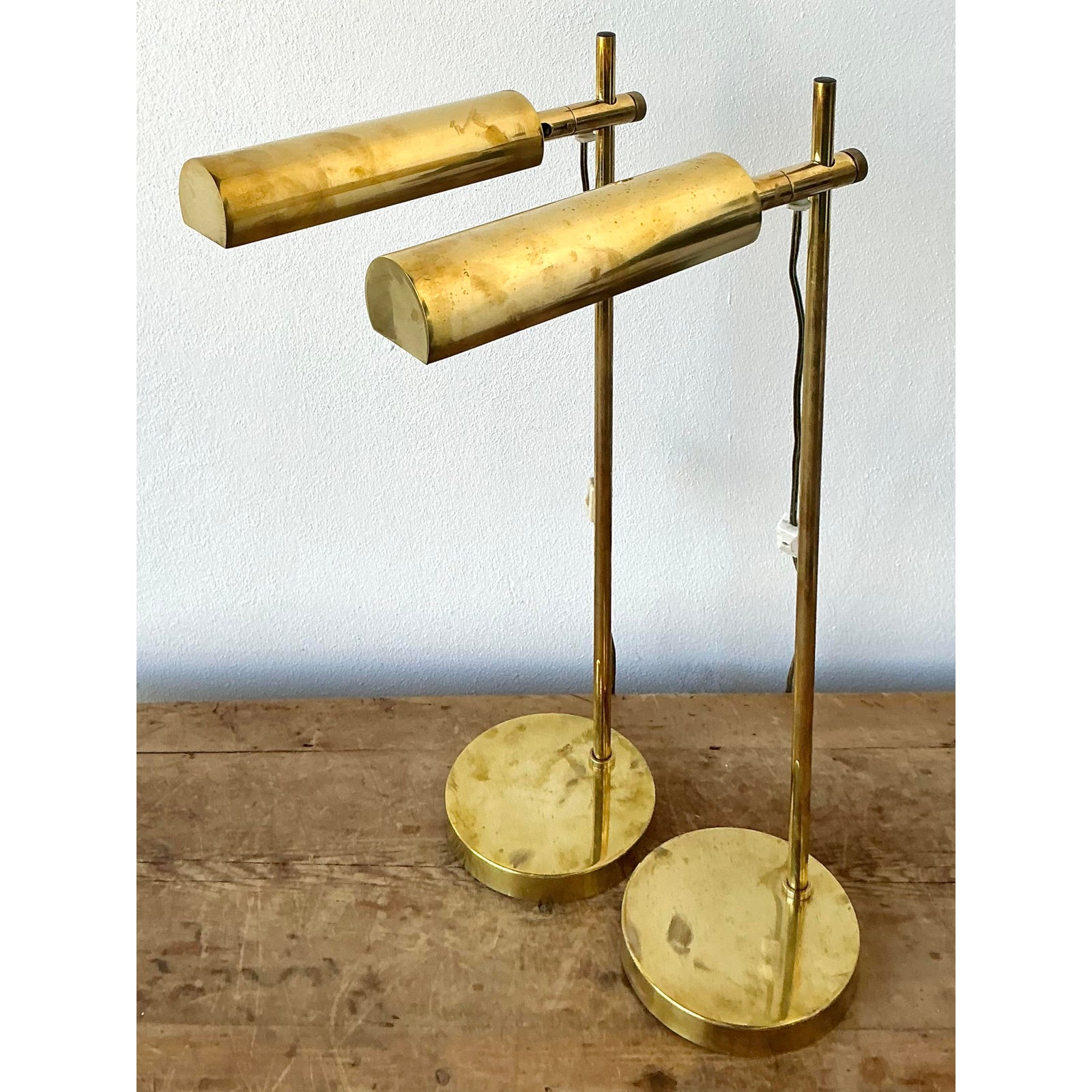 Vintage Boho Modernist Brass Table Lamps - A Pair - Top view