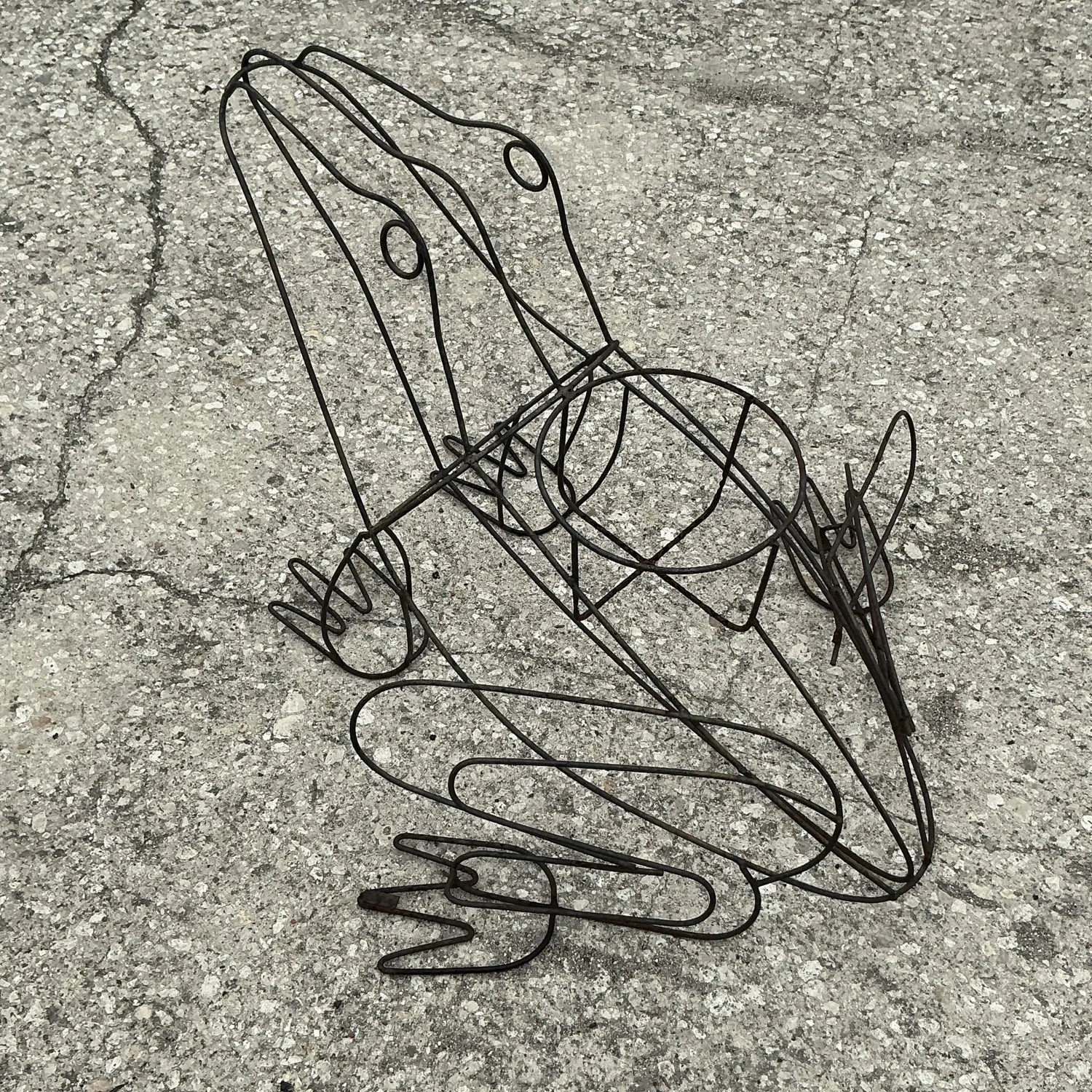 Vintage Boho Monumental Wire Frog Plant Holder - Top view