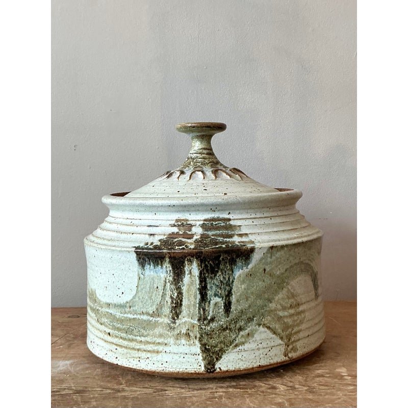 Vintage Boho Original Studio Pottery Lidded Pot - Detail view