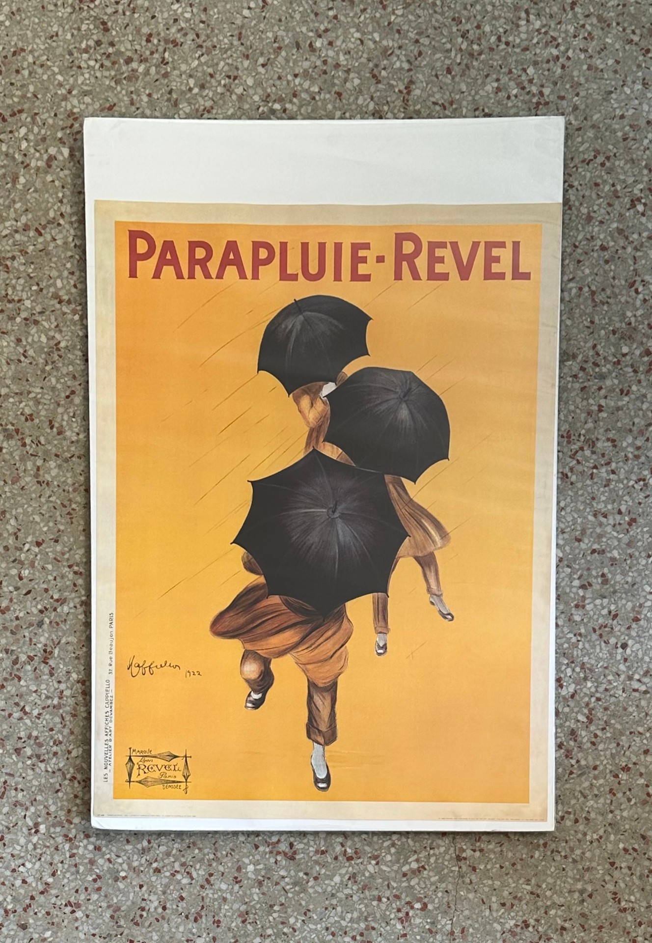 Vintage Boho Parapluie Revel Ad - Back view