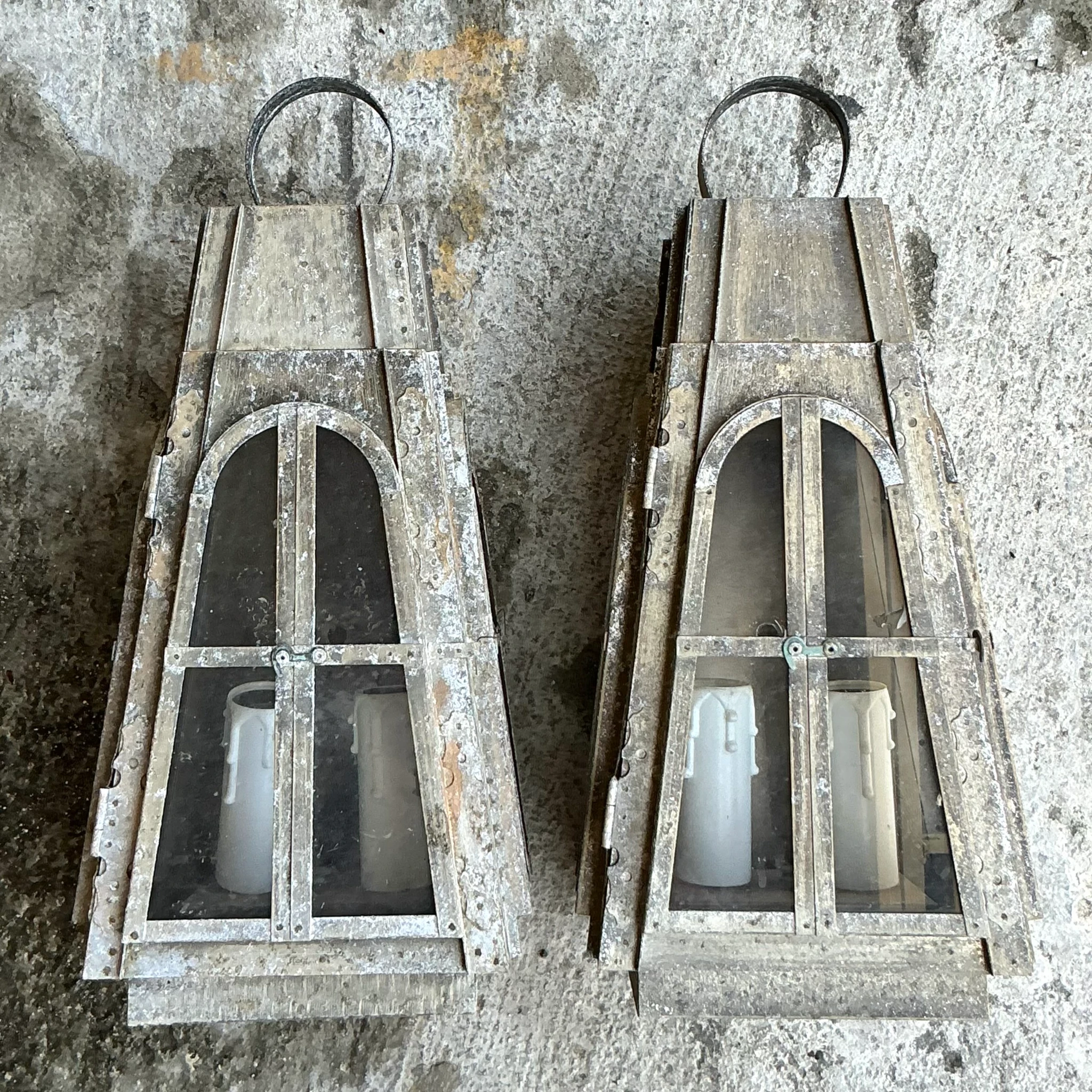 Vintage Boho Patinated Arts and Crafts Exterior Light Sconce - Side view