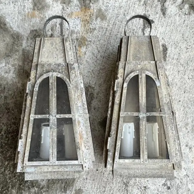 Vintage Boho Patinated Arts and Crafts Exterior Light Sconce - Top view