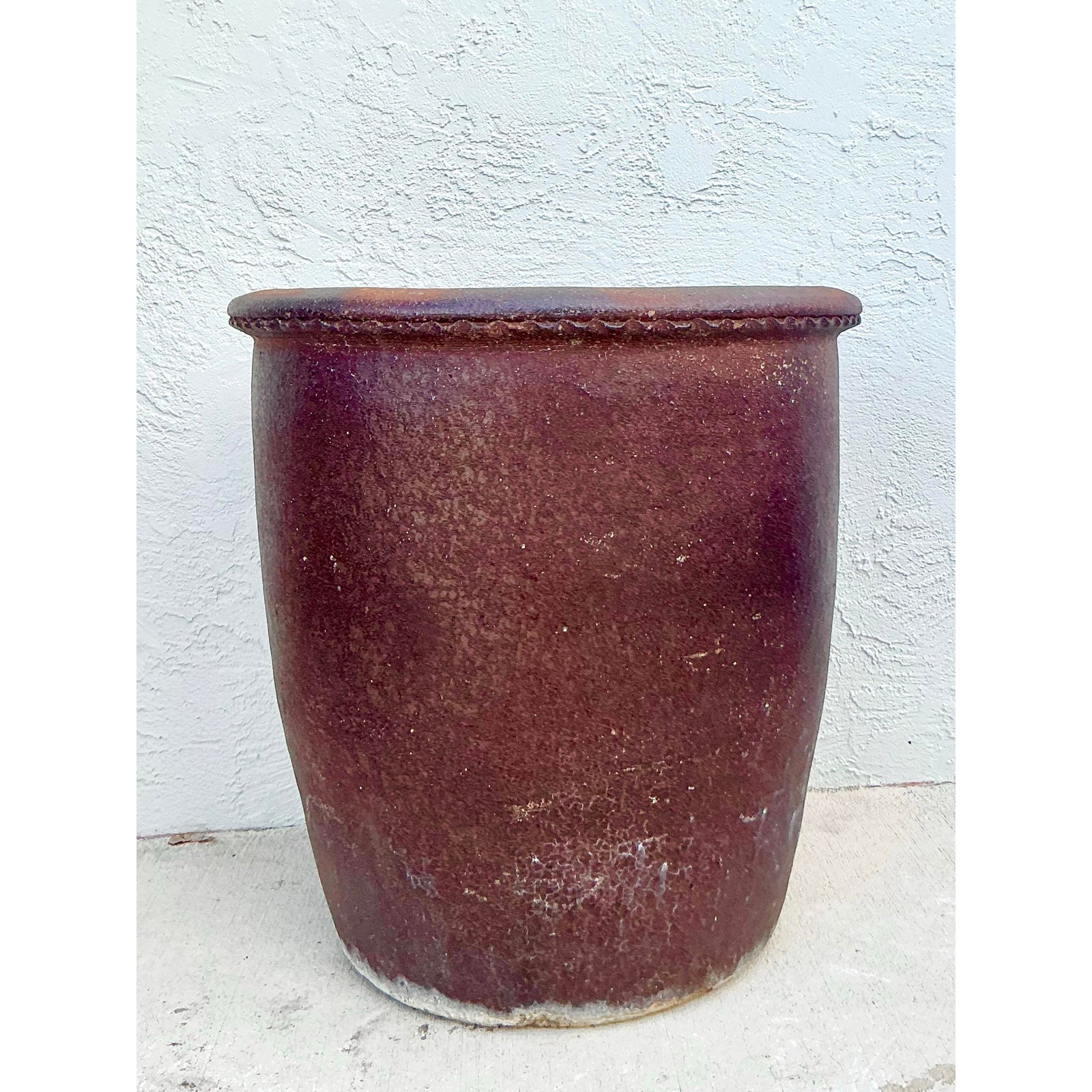 Vintage Boho Pie Crust Ceramic Planter - Detail view