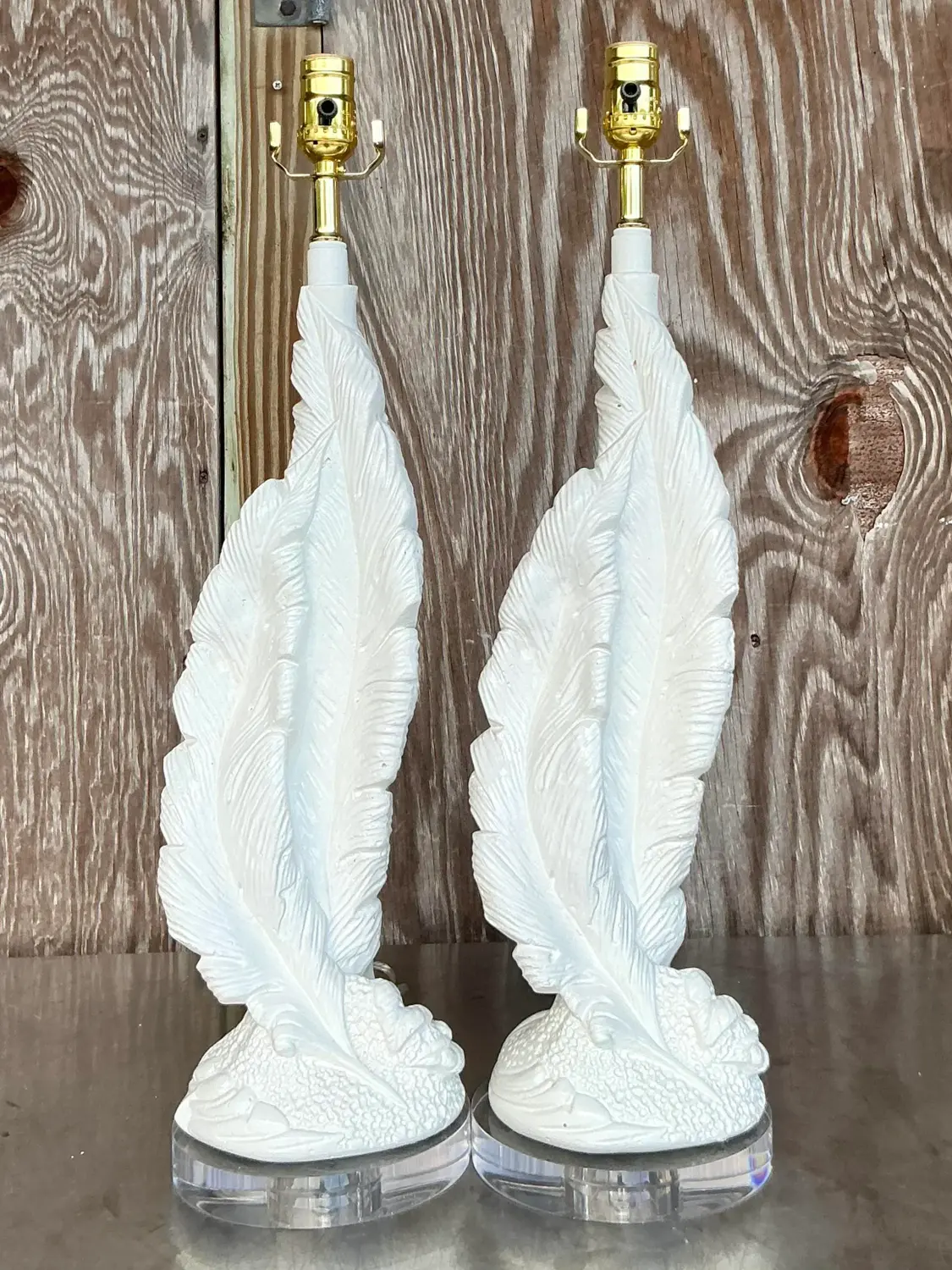 Vintage Boho Plaster Twisted Feather Lamps - a Pair - Detail view