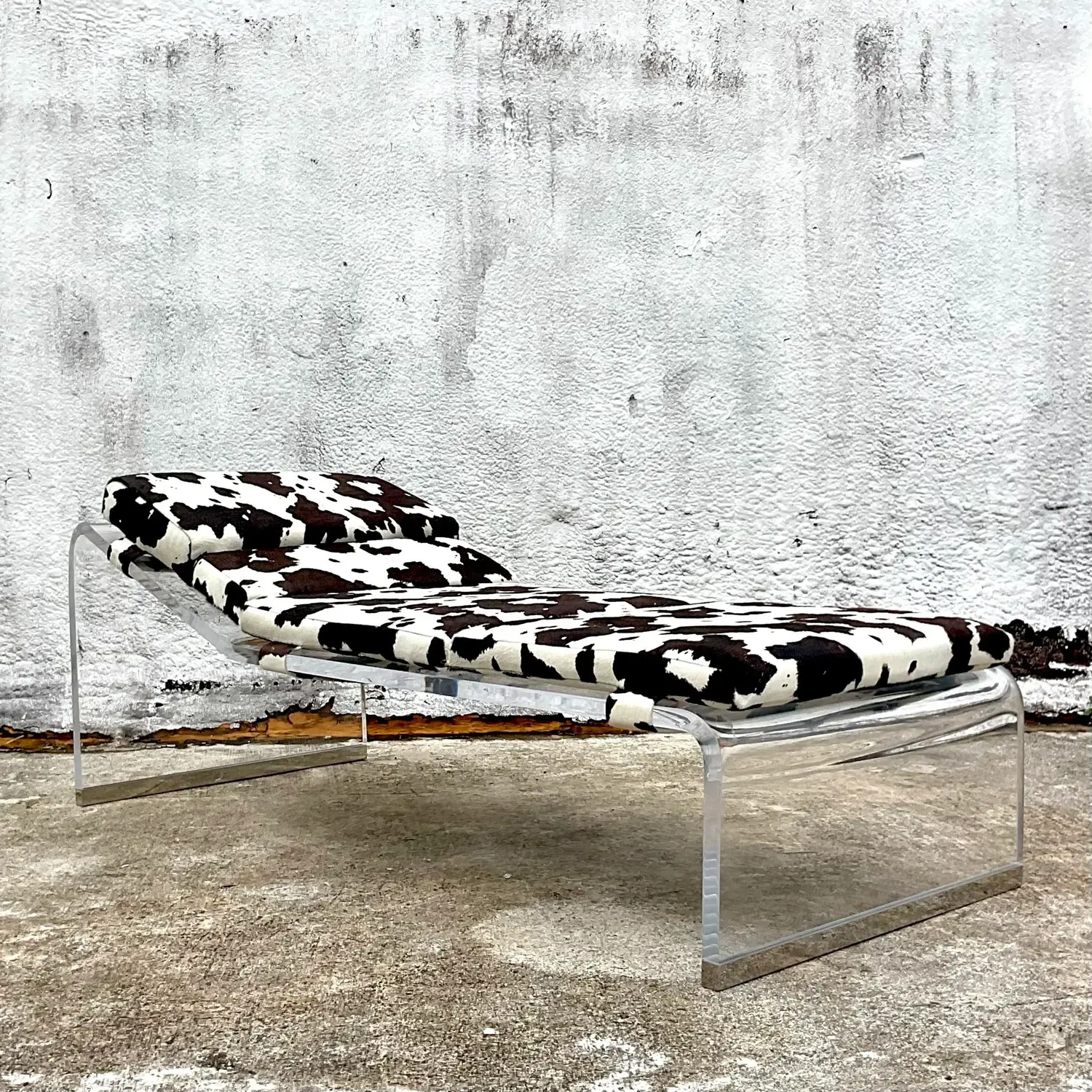 Vintage Boho Slab Lucite Chaise Lounge - Top view