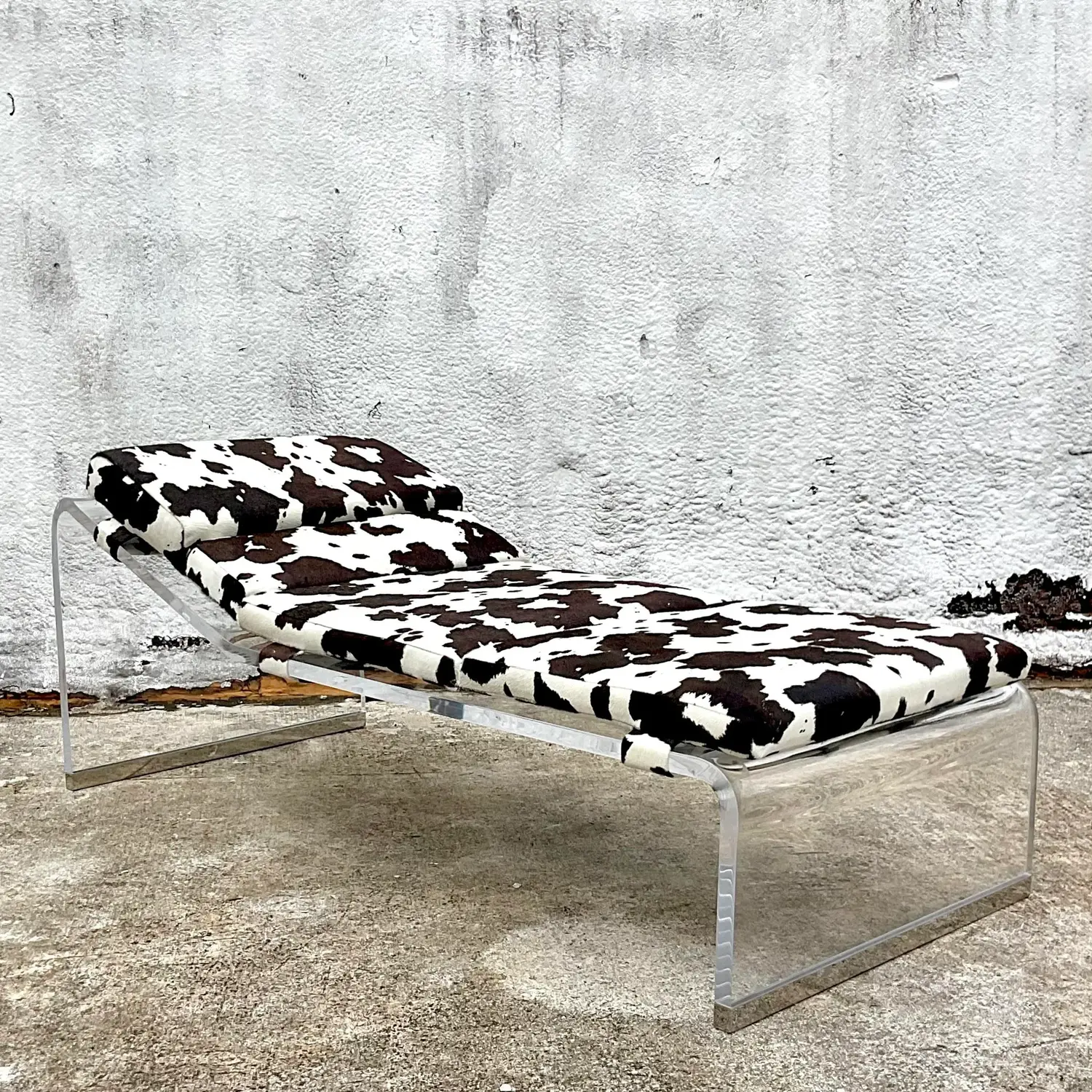 Vintage Boho Slab Lucite Chaise Lounge - Side view