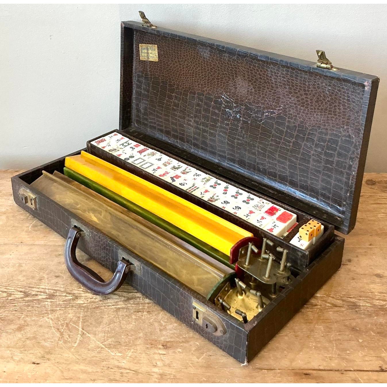 Vintage Boho Stamped Croc Mahjong Set - Detail view