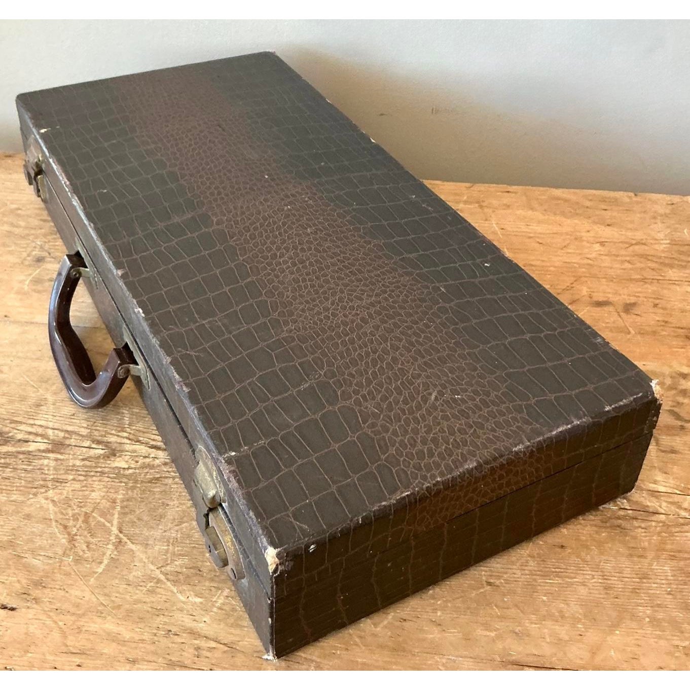 Vintage Boho Stamped Croc Mahjong Set - Back view