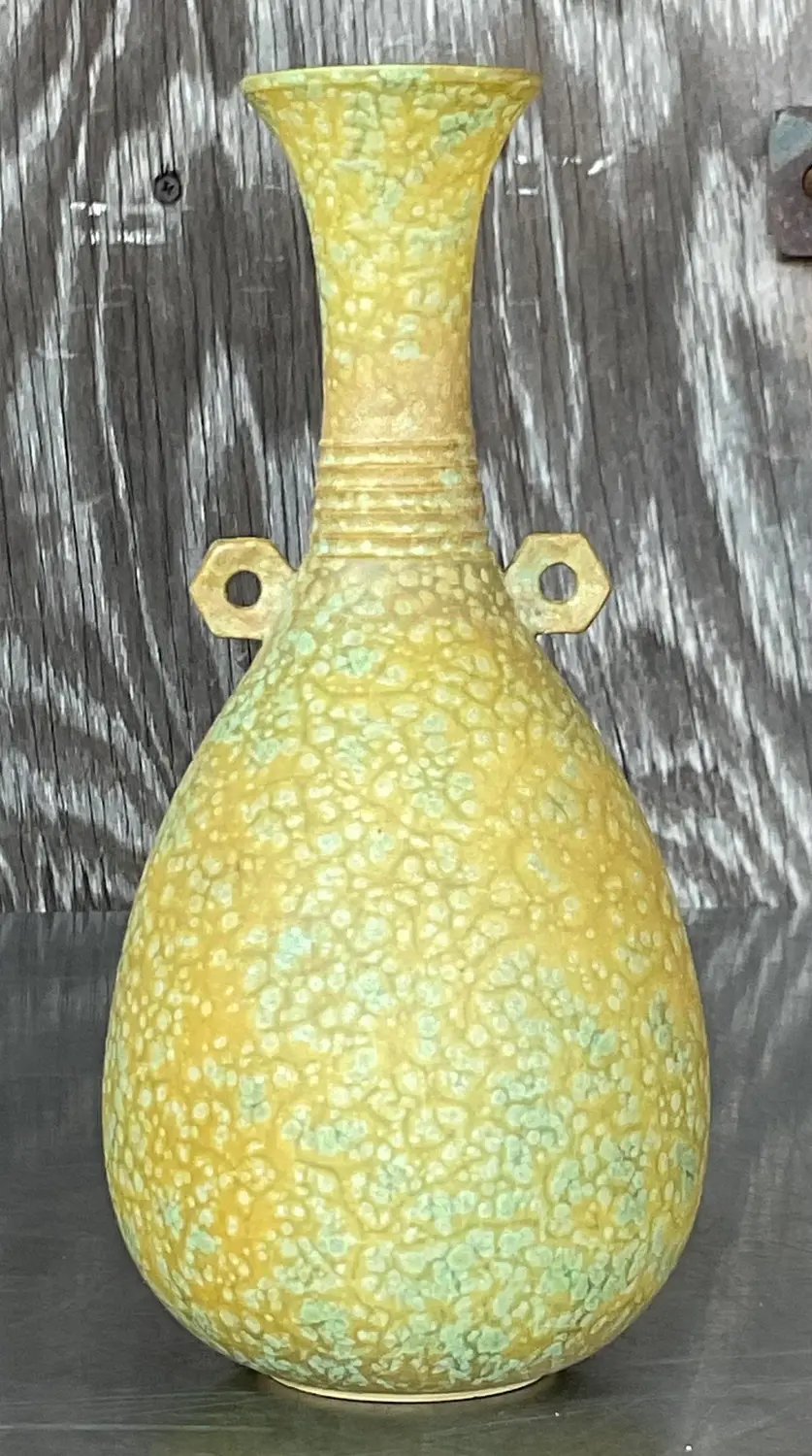 Vintage Boho Studio Pottery Vase - Detail view