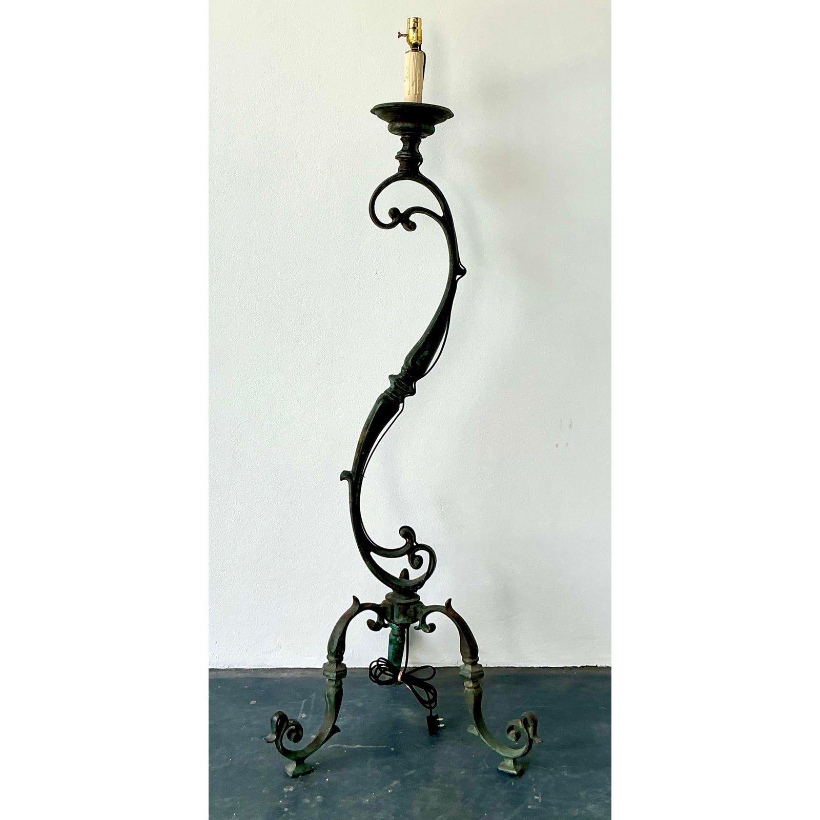 Vintage Boho Verdigris Bronze Scroll Floor Lamp - Top view