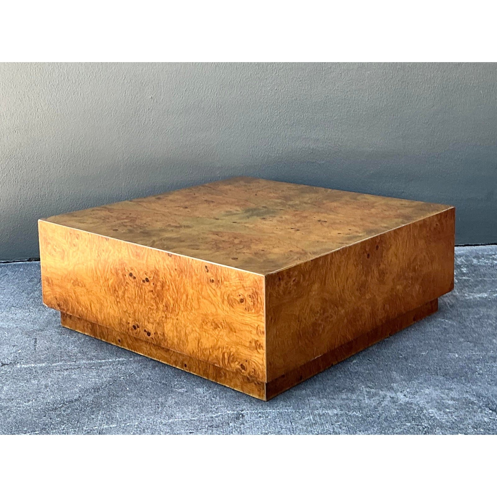 Vintage Book Matched Burl Wood Coffee Table - Detail view