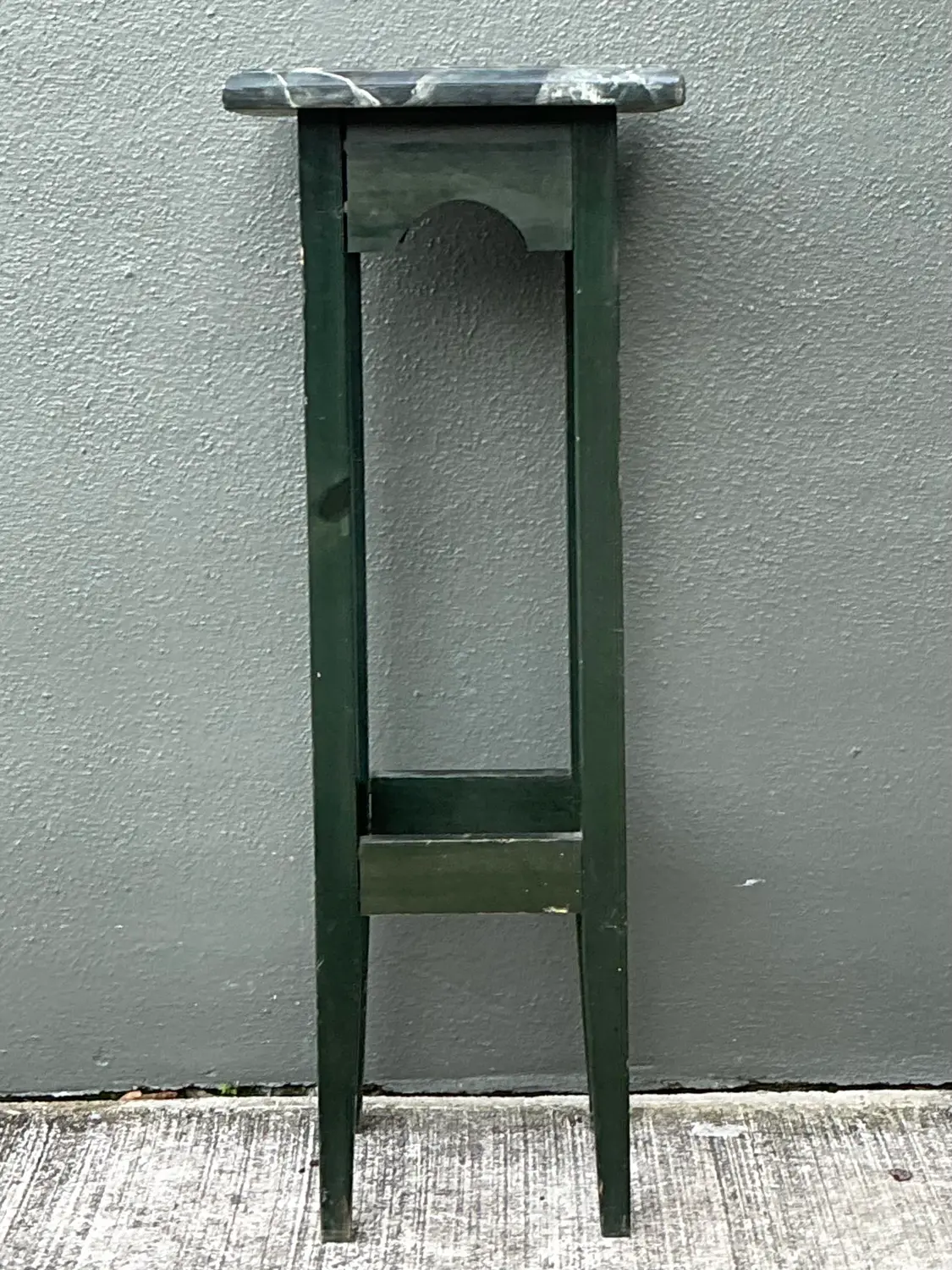 Vintage Brazilian Faux Finished Marble Pedestal - Top view