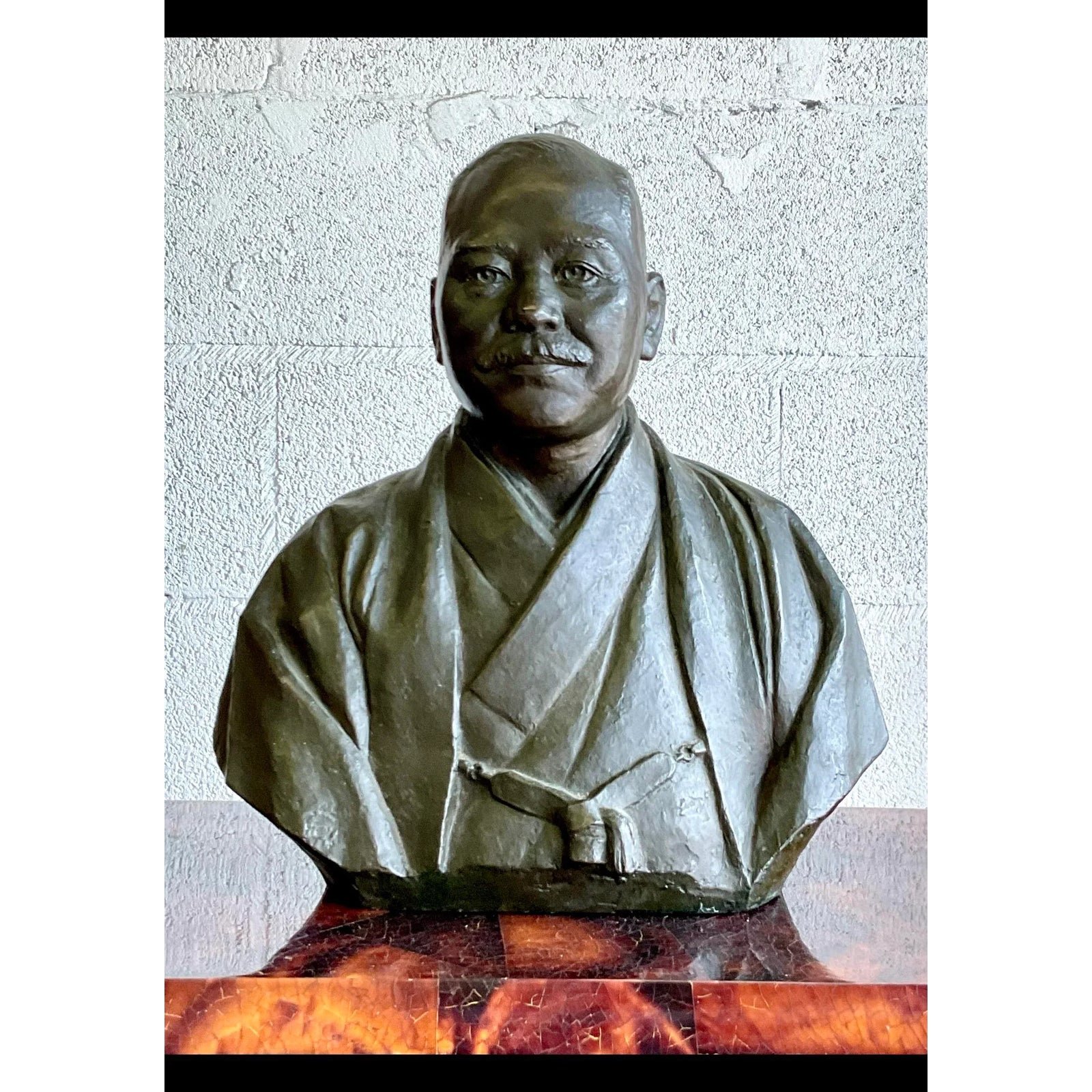 Vintage Bronze Sculpture of Handsome Man - Detail view