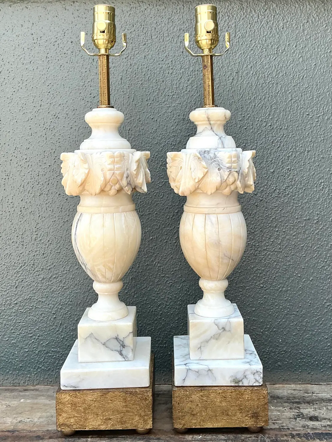 Vintage Carved Alabaster Leaves Lamps - A Pair - Top view