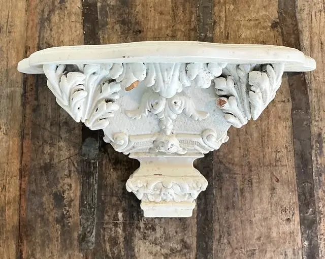 Vintage Carved Wood Bracket - Side view