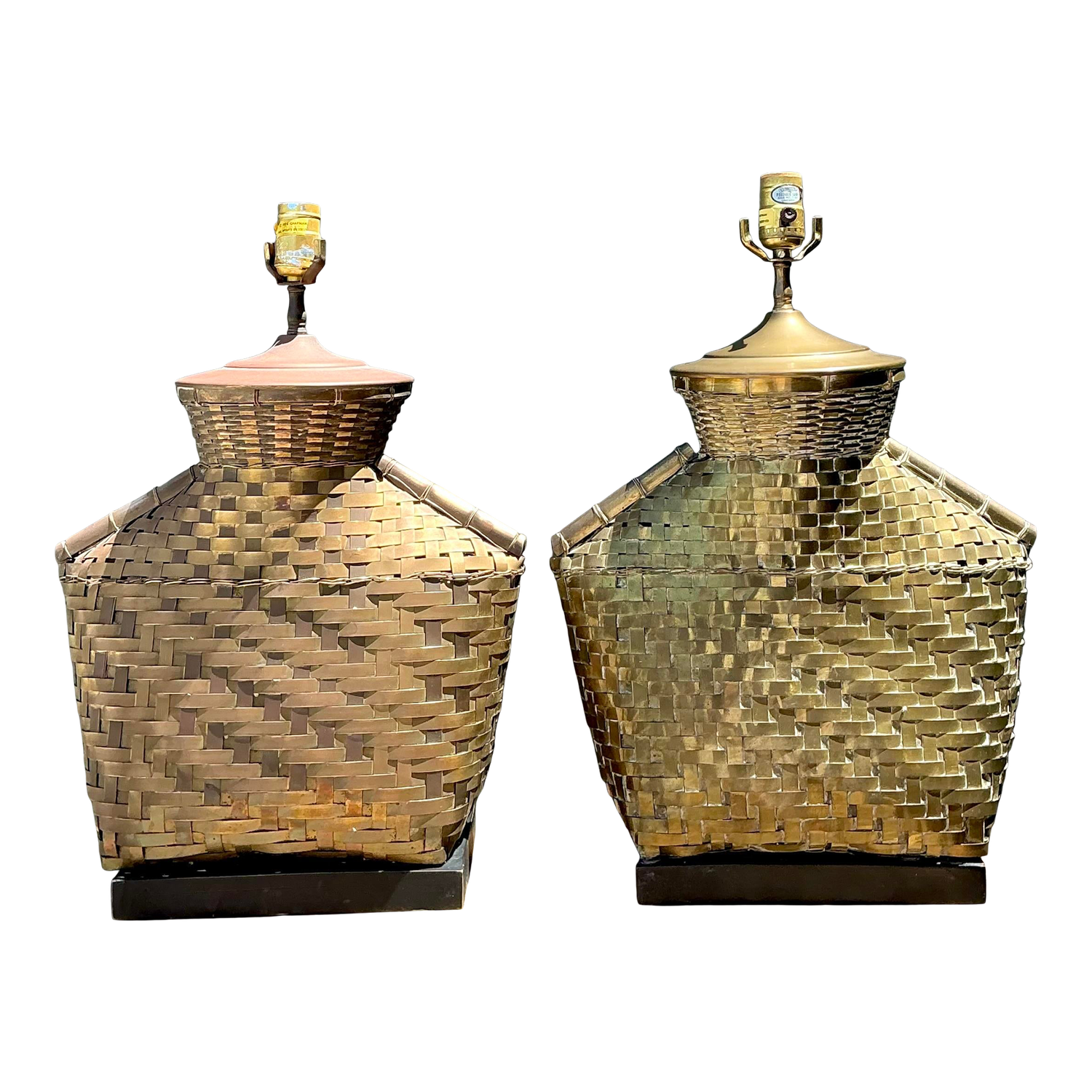 Vintage Chapman Woven Brass Table Lamps - A Pair - Detail view