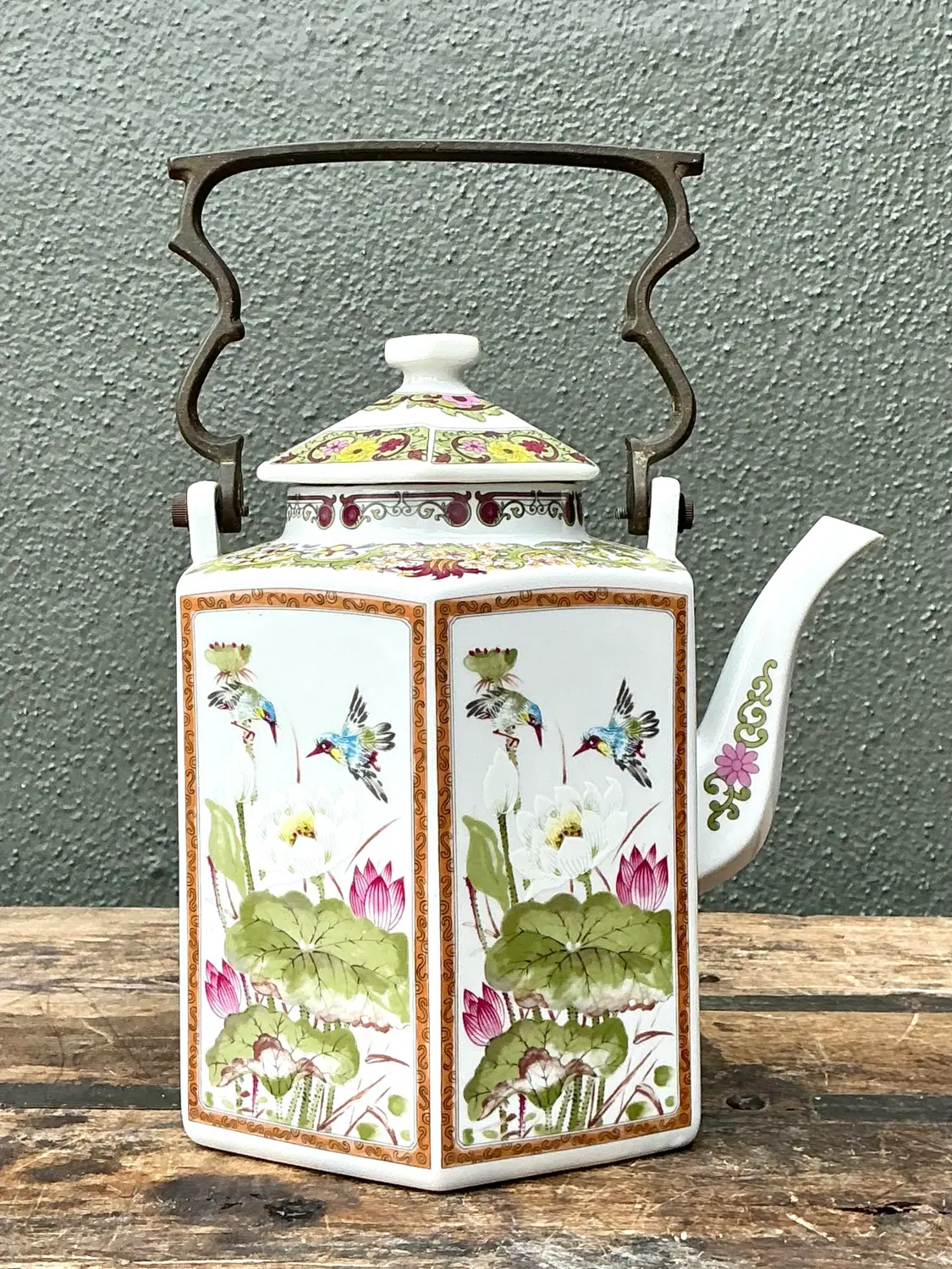 Vintage Chinoiserie Glazed Ceramic Botanical Tea Pot - Top view