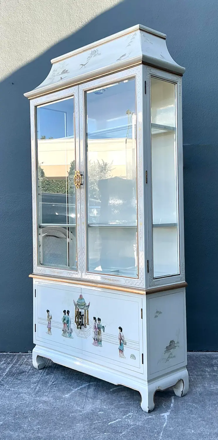 Vintage Chinoiserie Pagoda Cabinet - Back view
