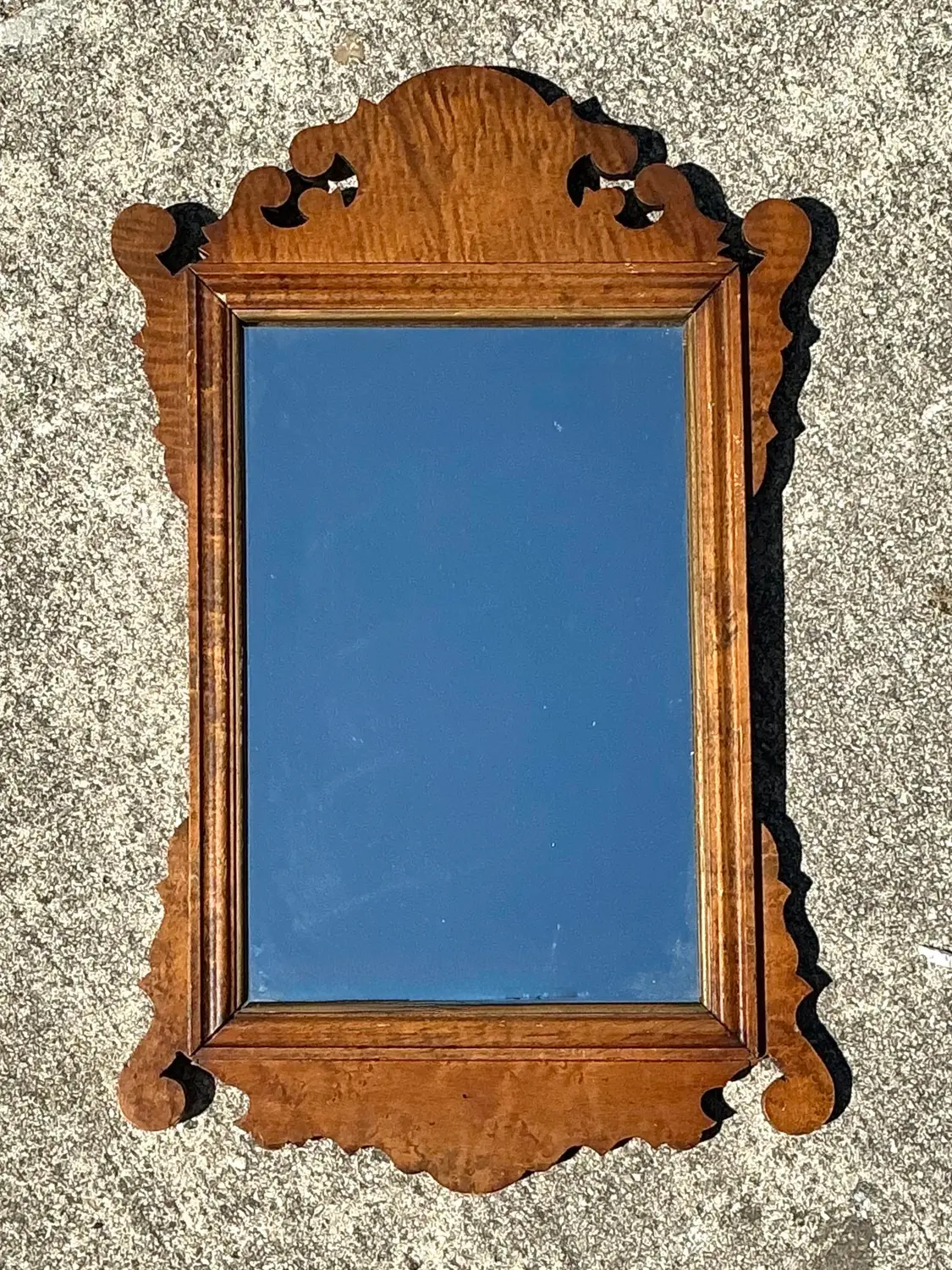 Vintage Chippendale Burl Wood Mirror - Detail view