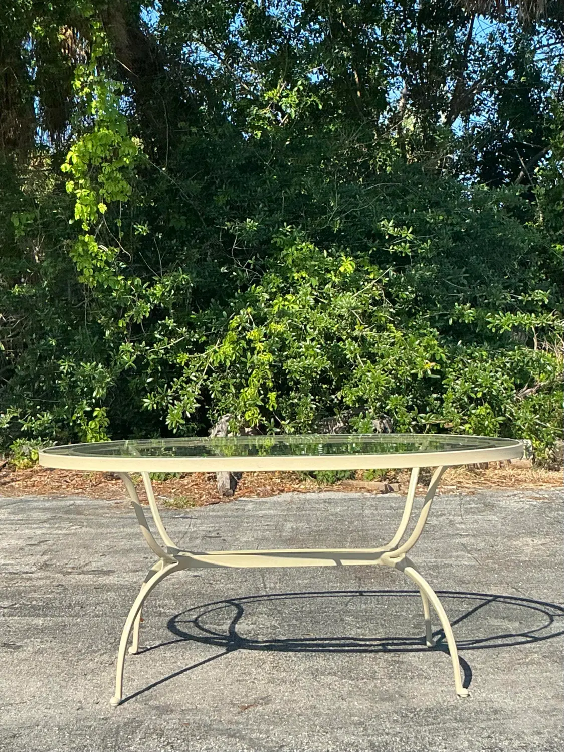 Vintage Coastal Brown Jordan Classic 2 Cast Aluminum Patio Dining Set - Top view