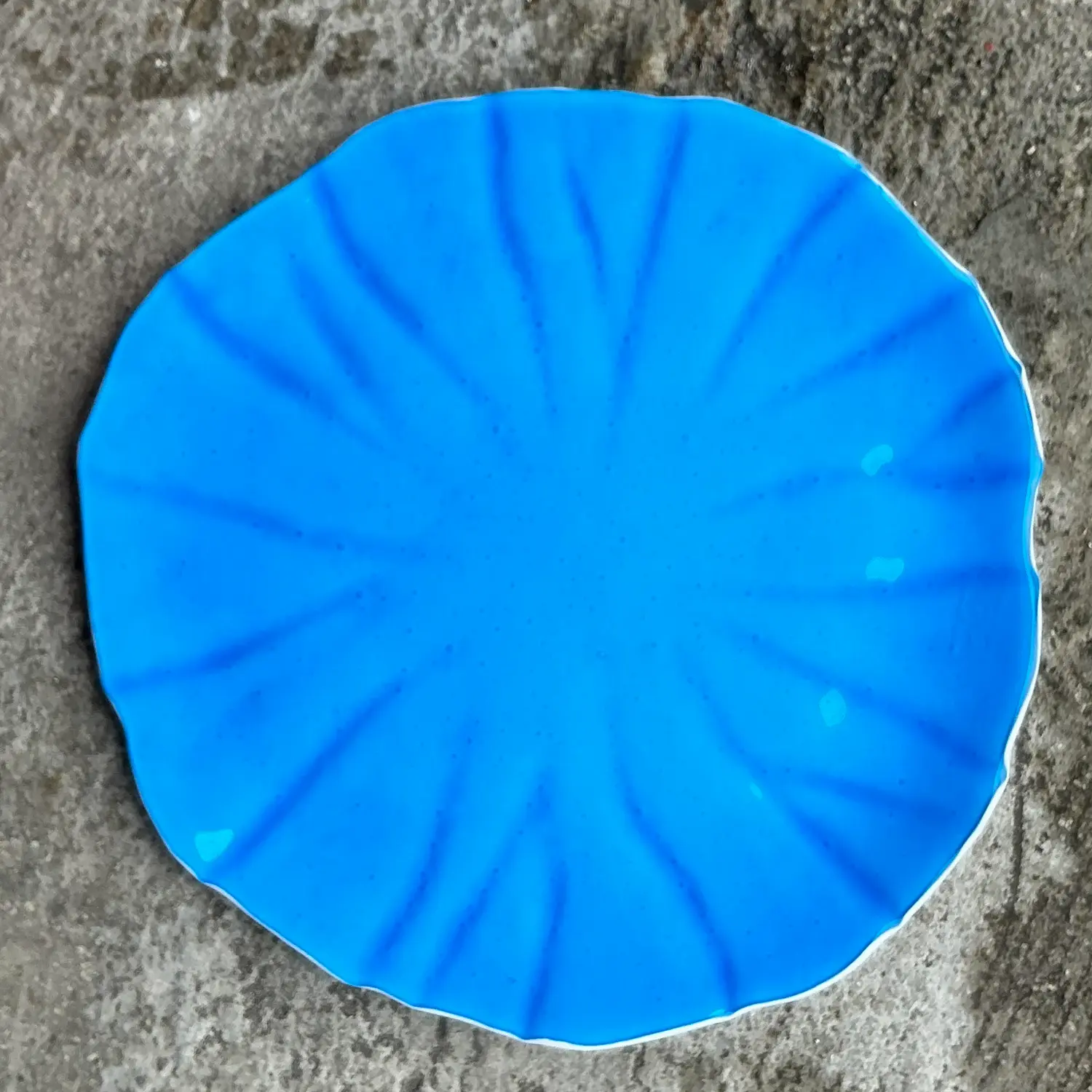 Vintage Coastal Electric Blue Glass Tray - Back view