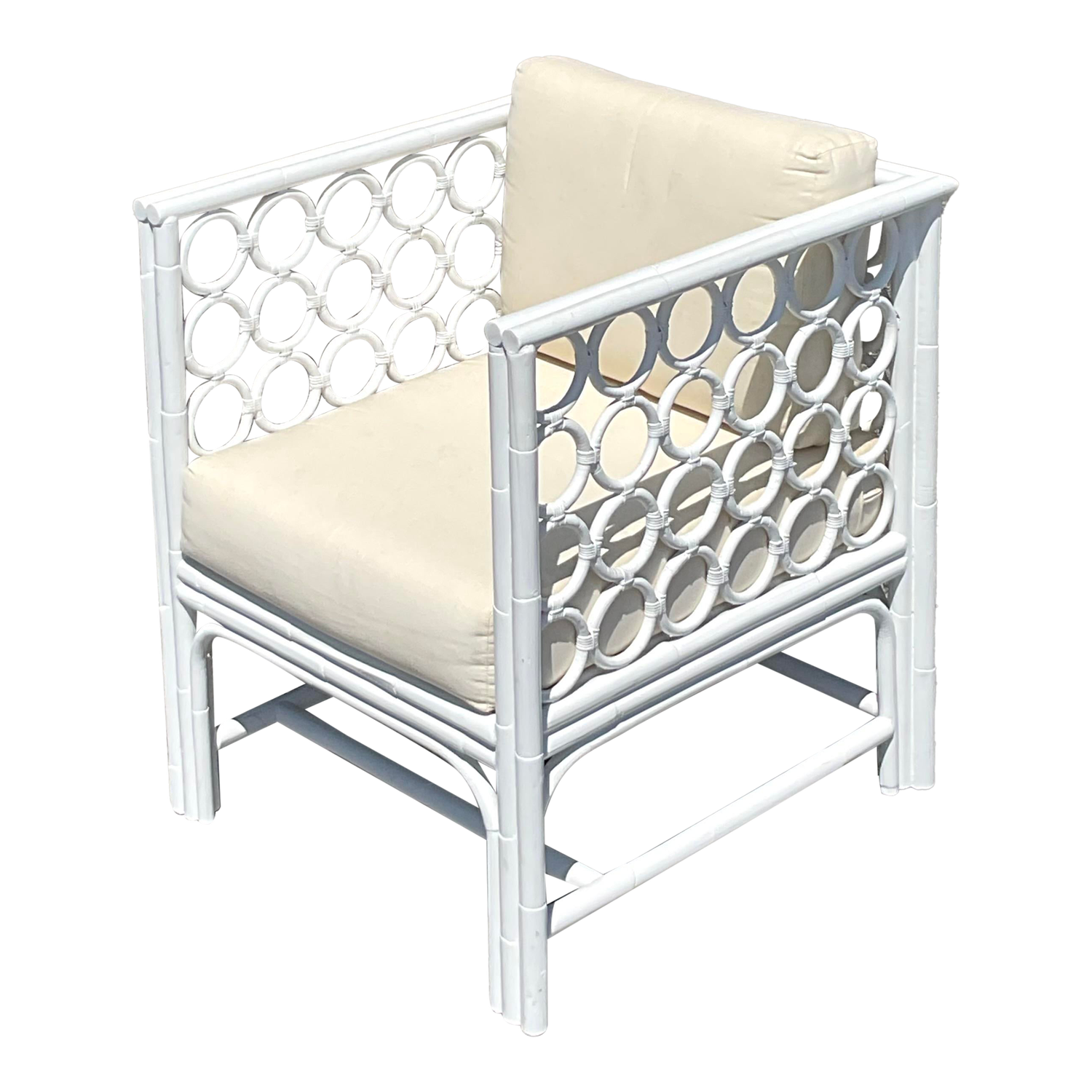 Vintage Coastal Loop Rattan Lounge Chair - Detail view