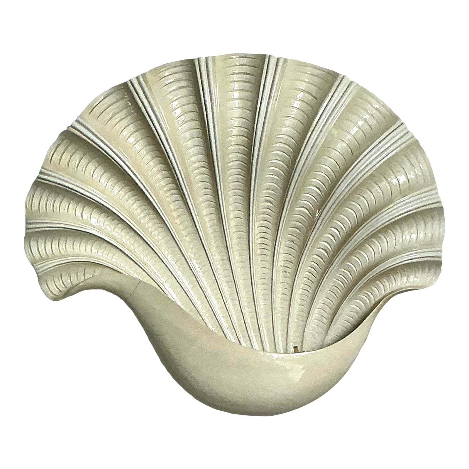 Vintage Coastal Monumental Glazed Ceramic Clamshell Sconce - Detail view