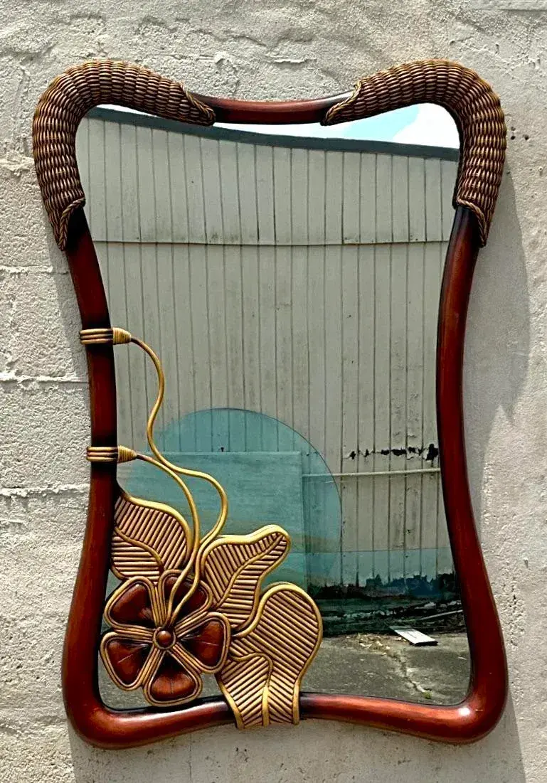 Vintage Coastal Pencil Reed Flower Mirror - Top view