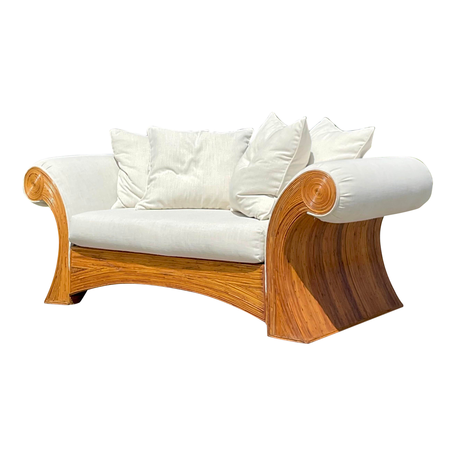 Vintage Coastal Pencil Reed Roll Arm Sofa - Detail view