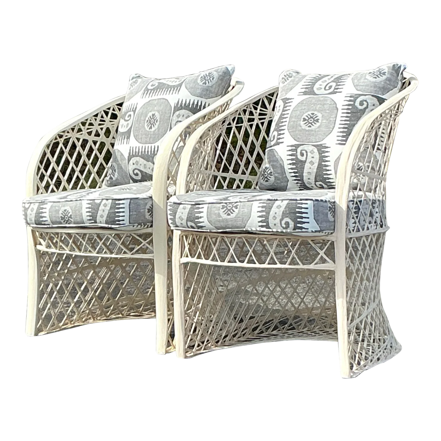 Vintage Coastal Spun Fiberglass Lounge Chairs - a Pair - Detail view