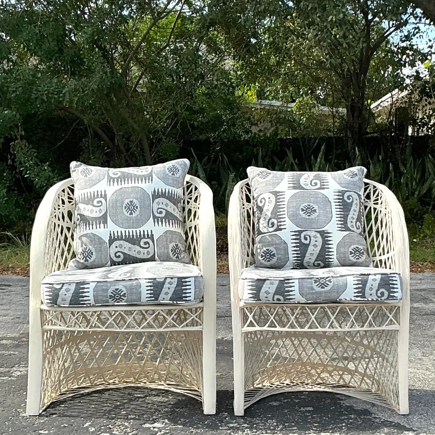 Vintage Coastal Spun Fiberglass Lounge Chairs - a Pair - Side view