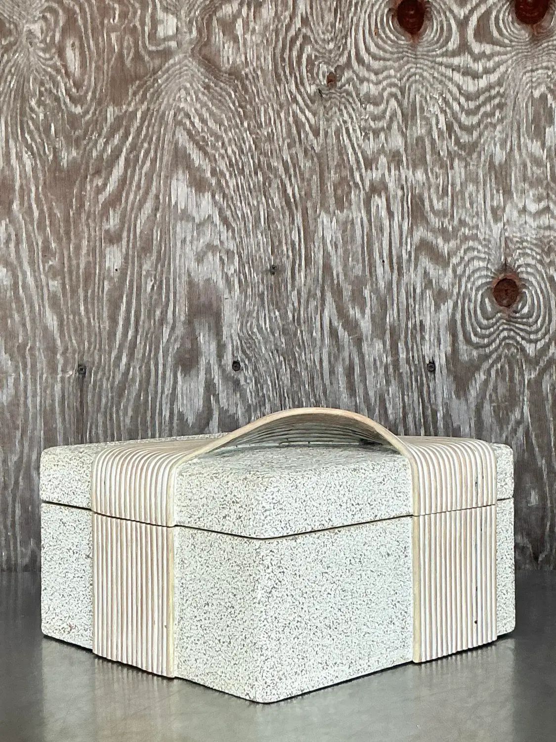 Vintage Coastal Washed Pencil Reed Band Box - Side view