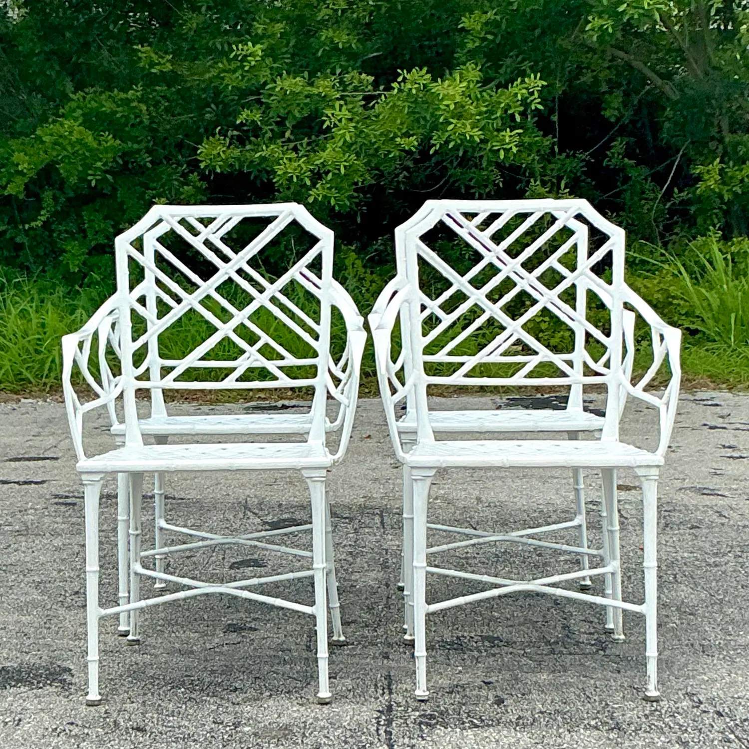 Vintage Costal “Calcutta” Cast Aluminum Dining Chairs After Brown Jordan - Set of 4 - Detail view