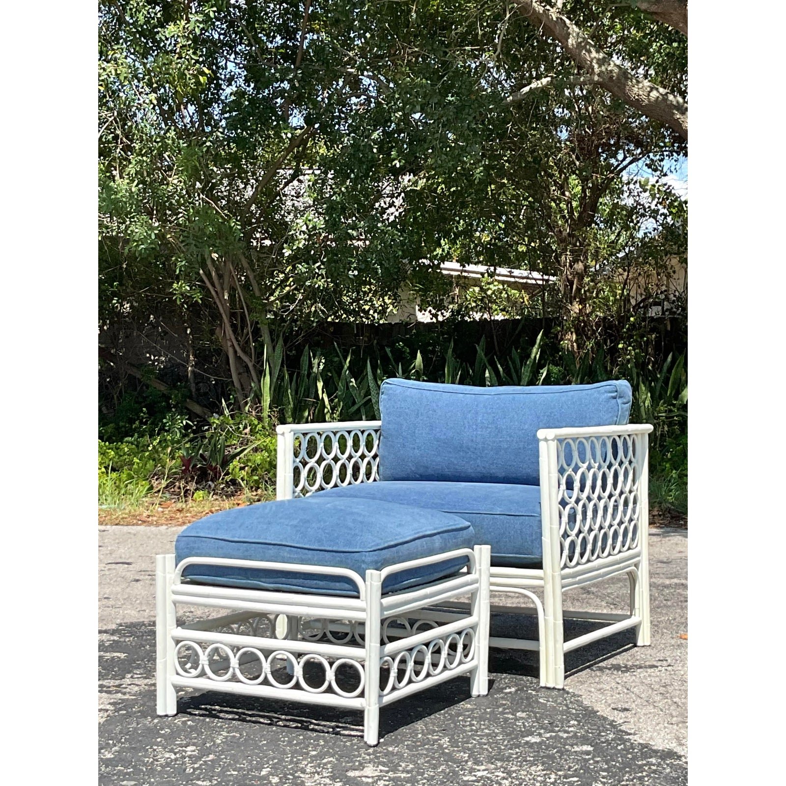 Vintage Costal Loop Rattan Lounge Chair With Ottoman - Detail view