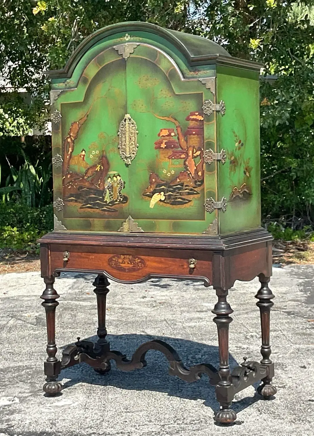 Vintage Early 20th Century Jacobean Style Cabinet - Top view