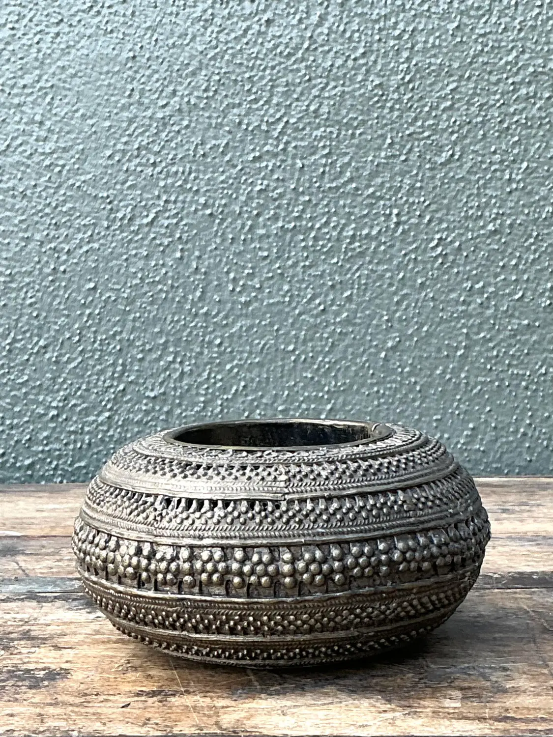 Vintage Engraved Brass Bowl - Detail view