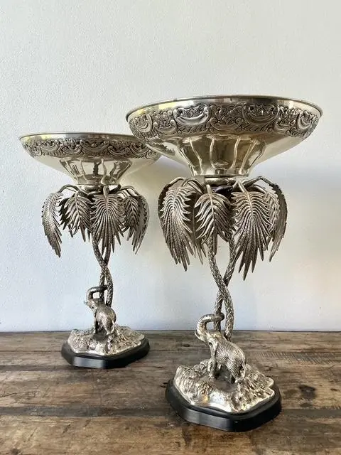 Vintage Engraves PalmTree Epergenes - A Pair - Detail view