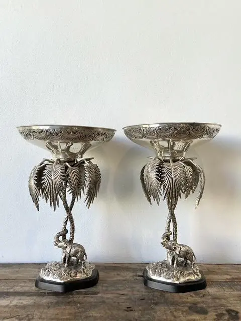 Vintage Engraves PalmTree Epergenes - A Pair - Back view