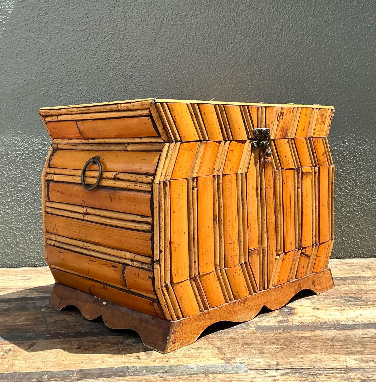 Vintage Faceted Rattan Box - Top view