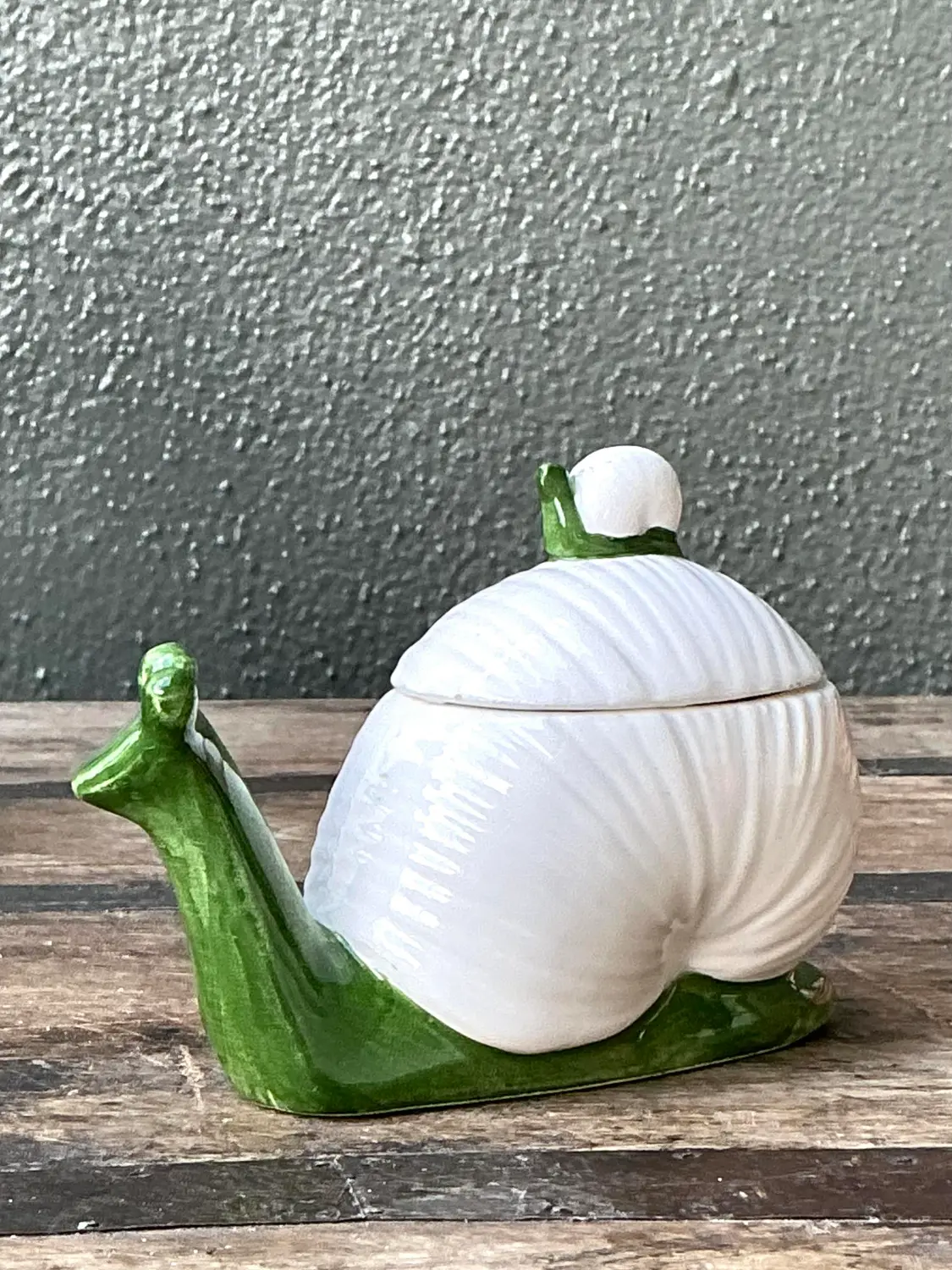 Vintage Fitz and Floyd Snail Lidded Bowl - Side view