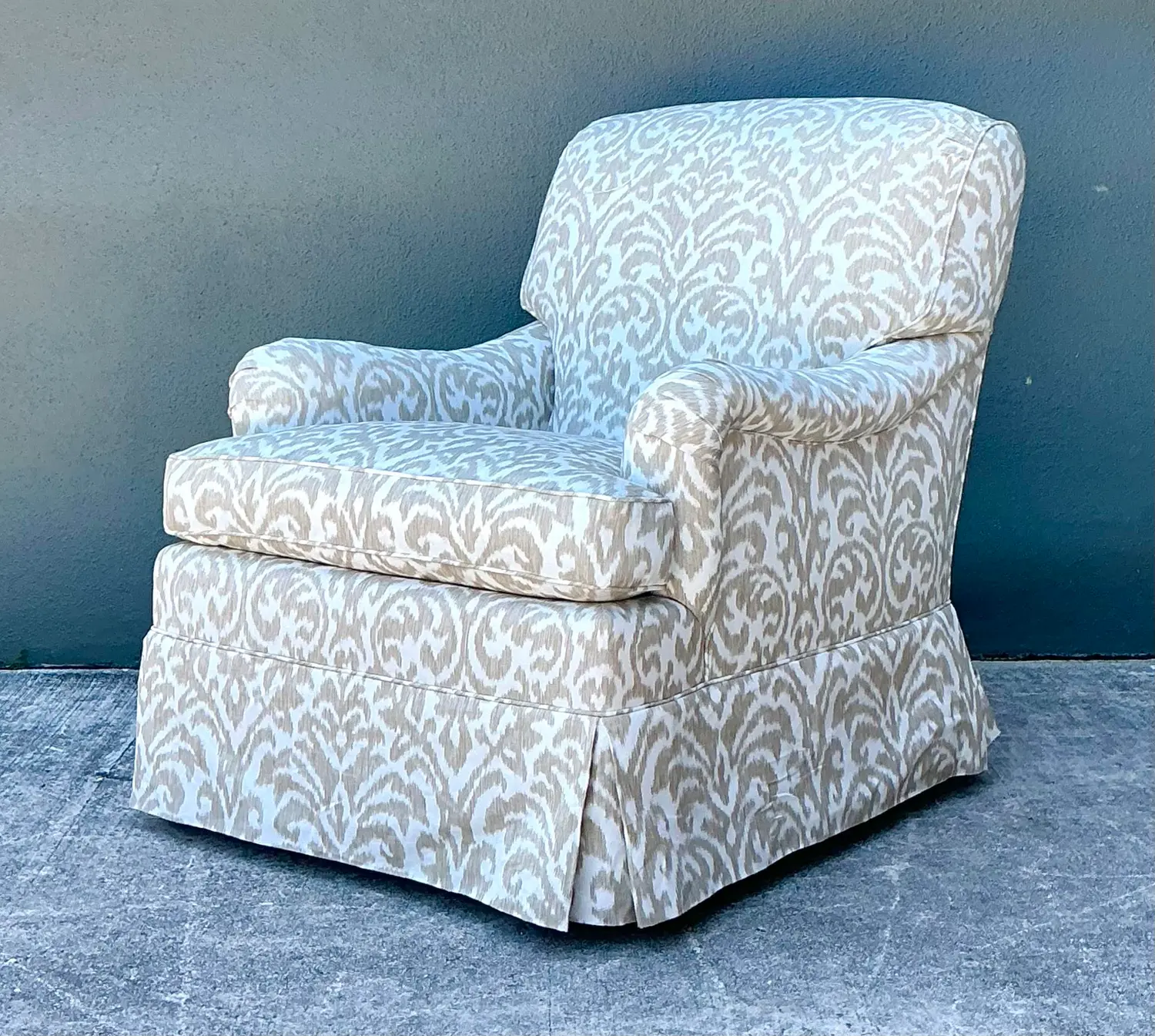 Vintage Fleur De Lys Lounge Chair - Back view