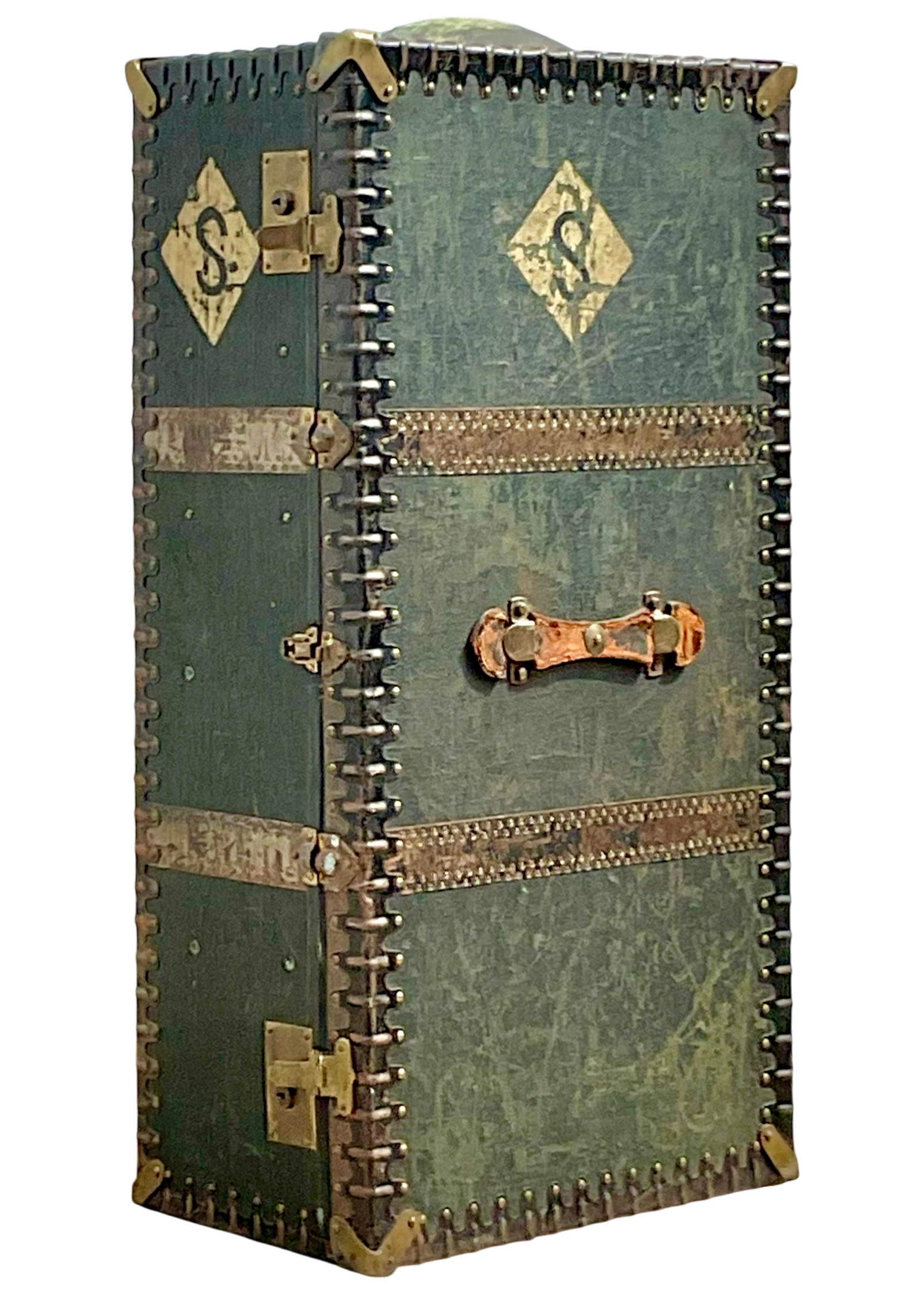 Vintage Franzi Italian Steamer Trunk - Detail view