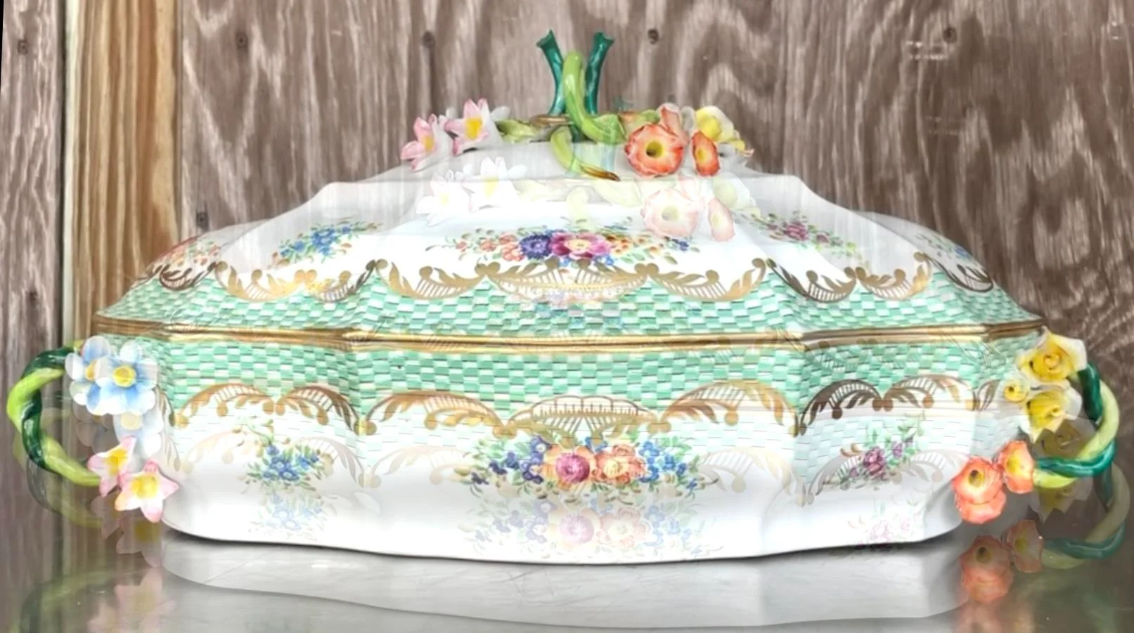 Vintage French Sevres Porcelain Serving Bowl - Detail view