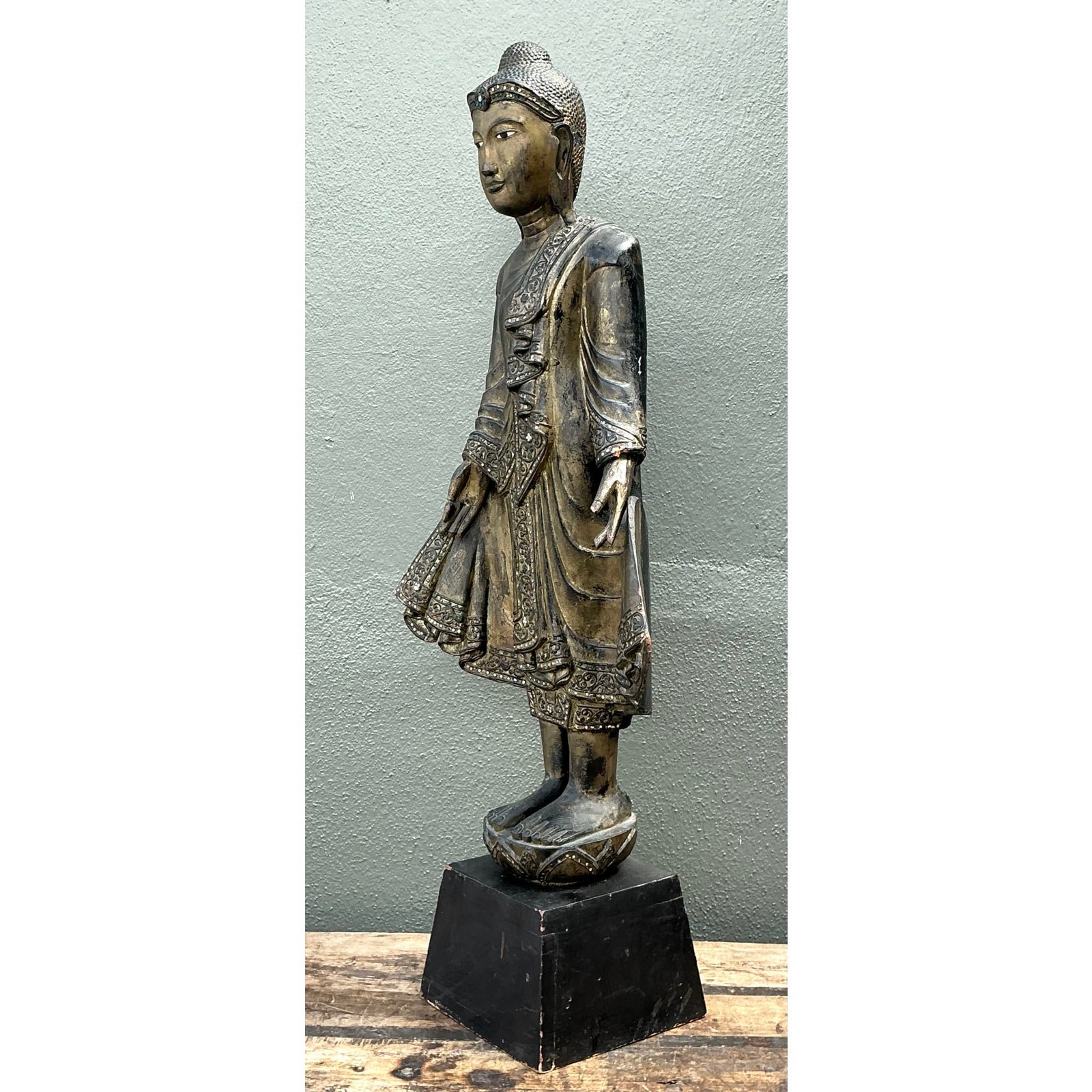 Vintage Gilt Tipped Bejeweled Buddah - Detail view