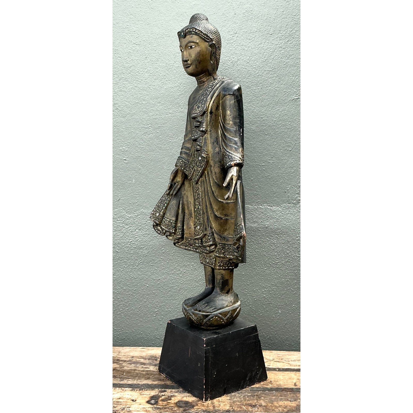 Vintage Gilt Tipped Bejeweled Buddah - Top view