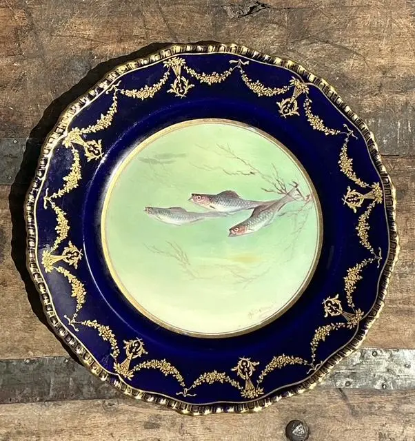 Vintage Gilt Tipped Doulton Burslem Fish Plates - Set of 12 - Side view