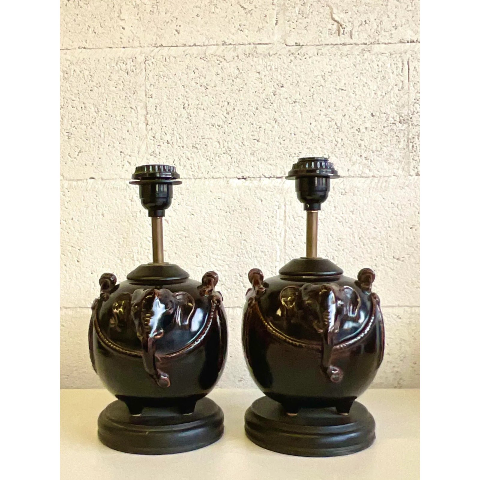 Vintage Glazed Ceramic Elephant Lamps - a Pair - Detail view