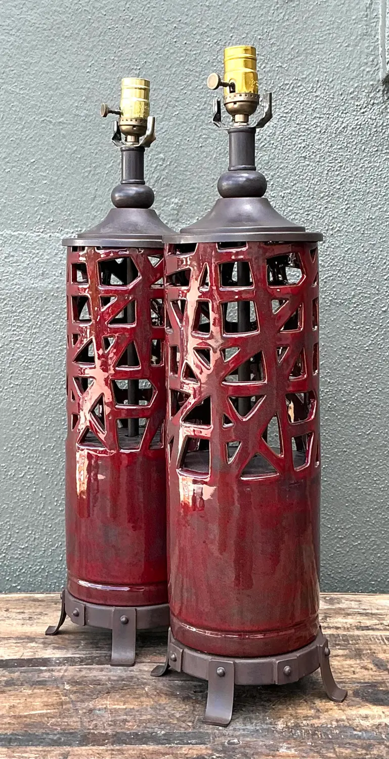 Vintage Glazed Ceramic Table Lamps - A Pair - Detail view