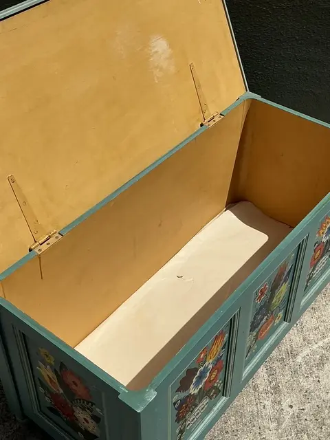 Vintage Hand Painted Blanket Trunk - Back view